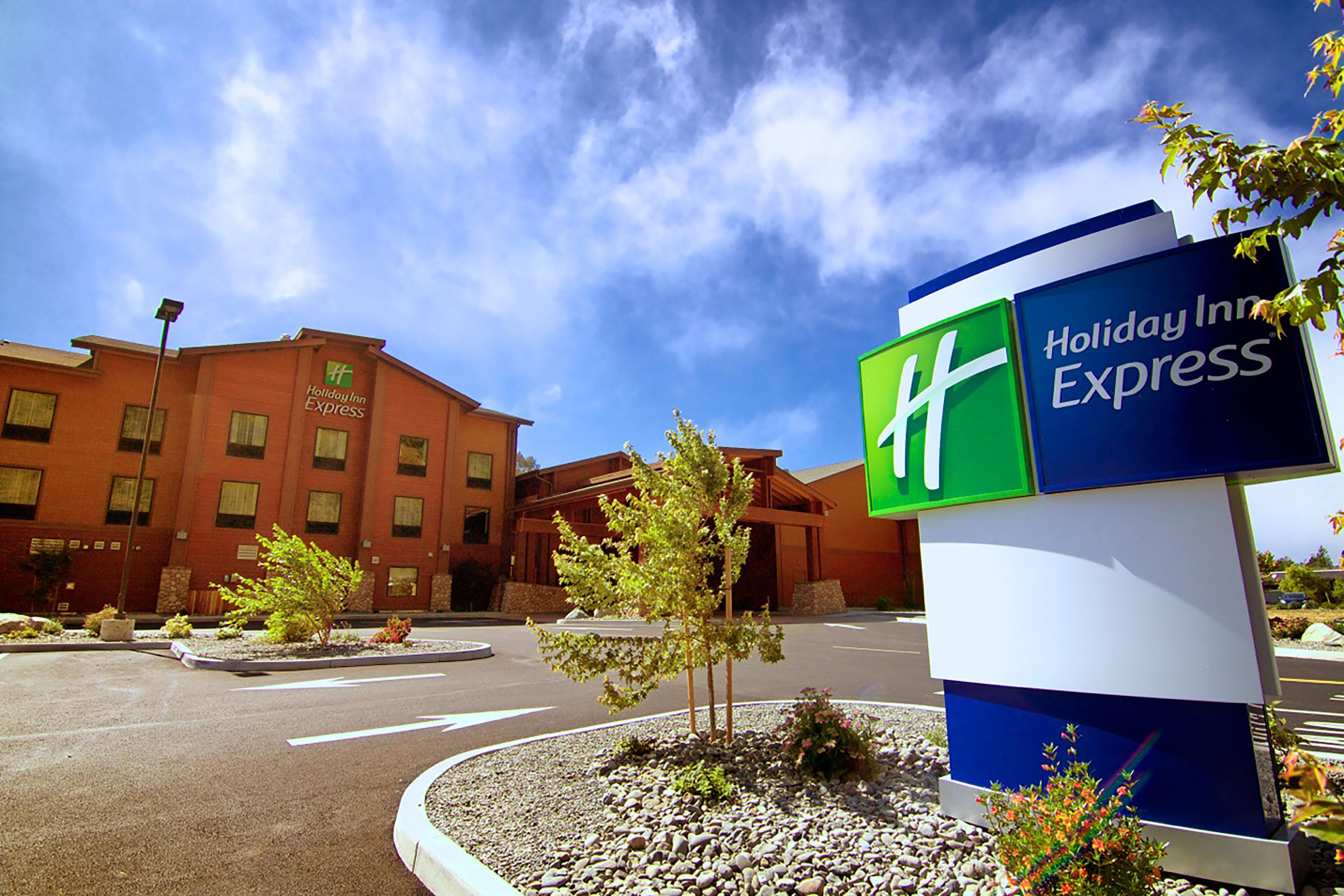 Holiday Inn Express Redwood National Park By Ihg Klamath Eksteriør billede